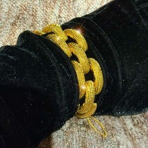 Monet Gold Textured - Bracelet